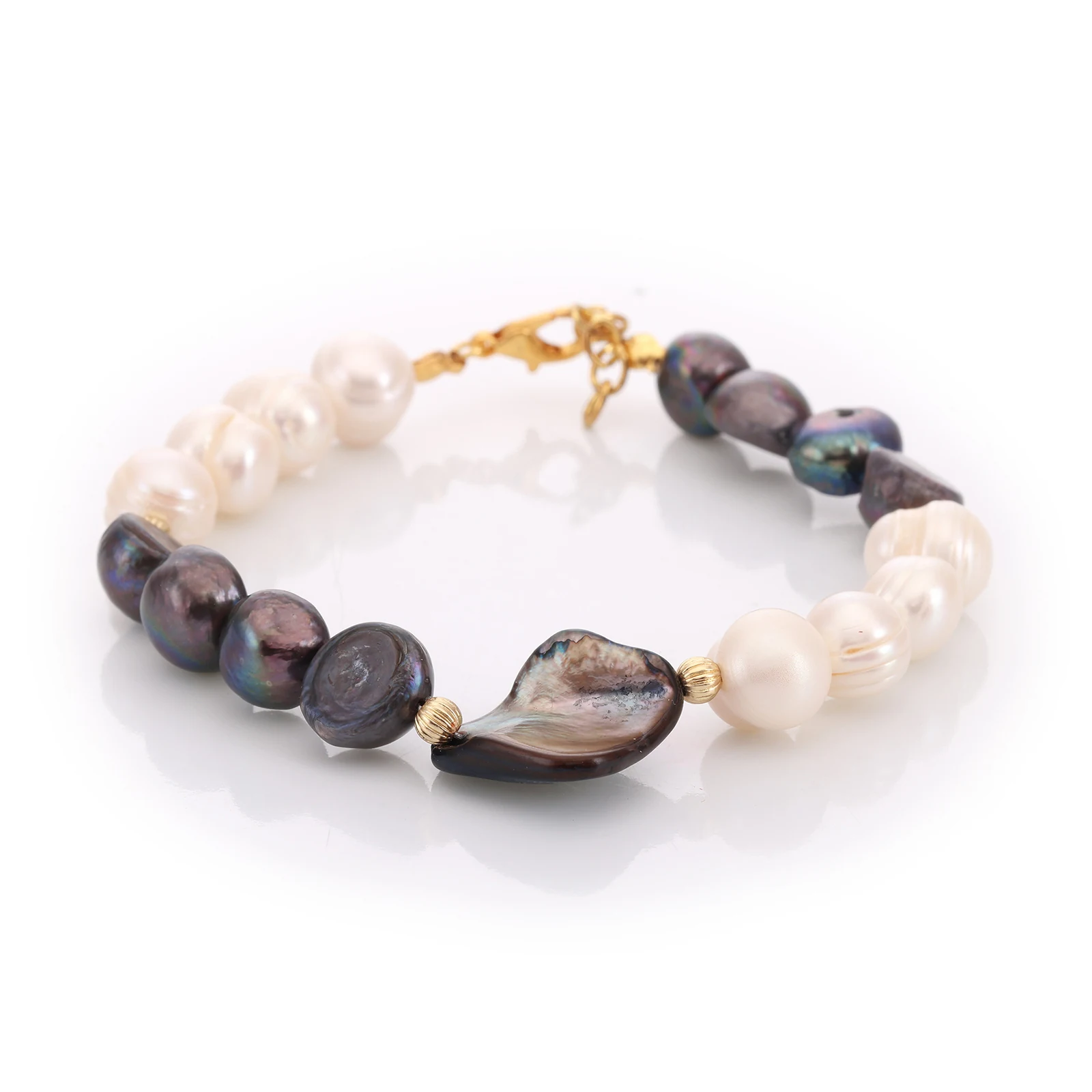 Bracelet Nacre & Perles Baroques — Réf. B095