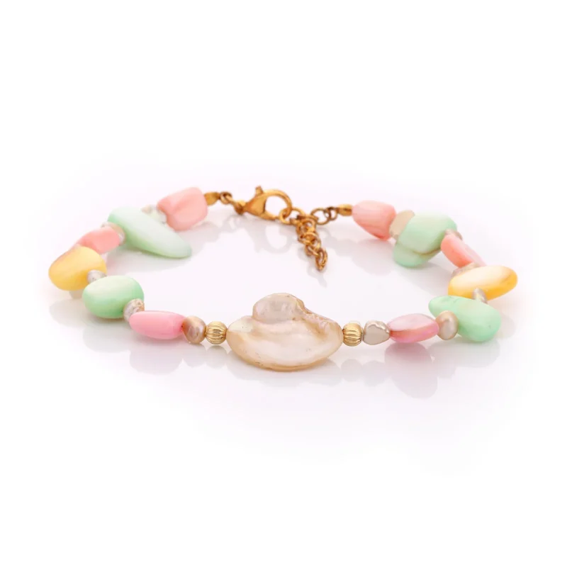 Bracelet en nacre et perles d'eau douce